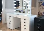 Smart Bathrooms LED Toilet Hotel Bedroom Vanity Bath TV Makeup Mirror Beauty Salon Hairdressing Mirror Station