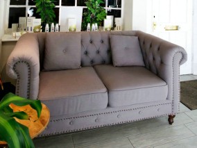 Spa nail club sitting room client reception chair beauty salon couch manicure pedicure lounge waiting sofa customer bench