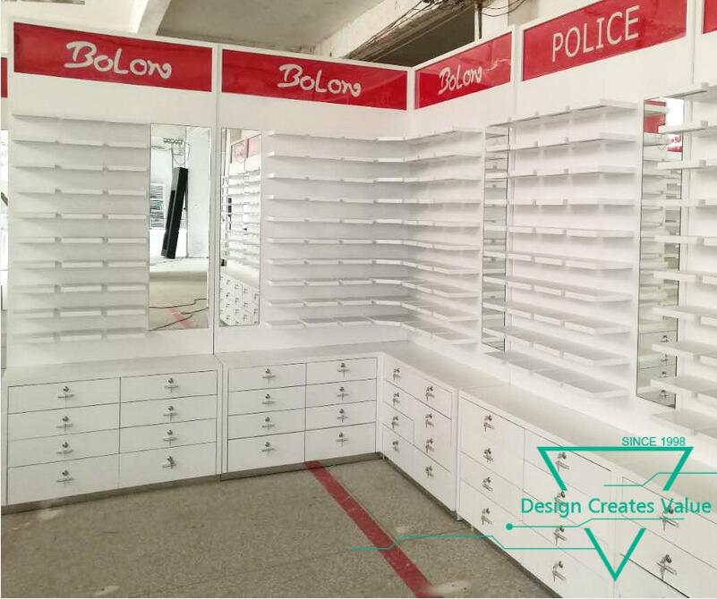 Factory Shop Decoration Wall Mounted Eyewear Display Wood Showcase