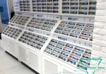 Wooden Sunglasses Store Furniture Glasses Showroom Display Showcase Optical Eyewear Shop Counter Advertising Design